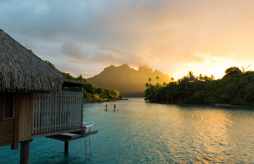 BOB Conrad Bora Bora Nui – Mt Otemanu (2)