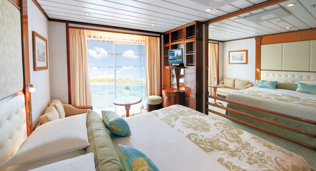 Balcony Stateroom © Paul Gauguin